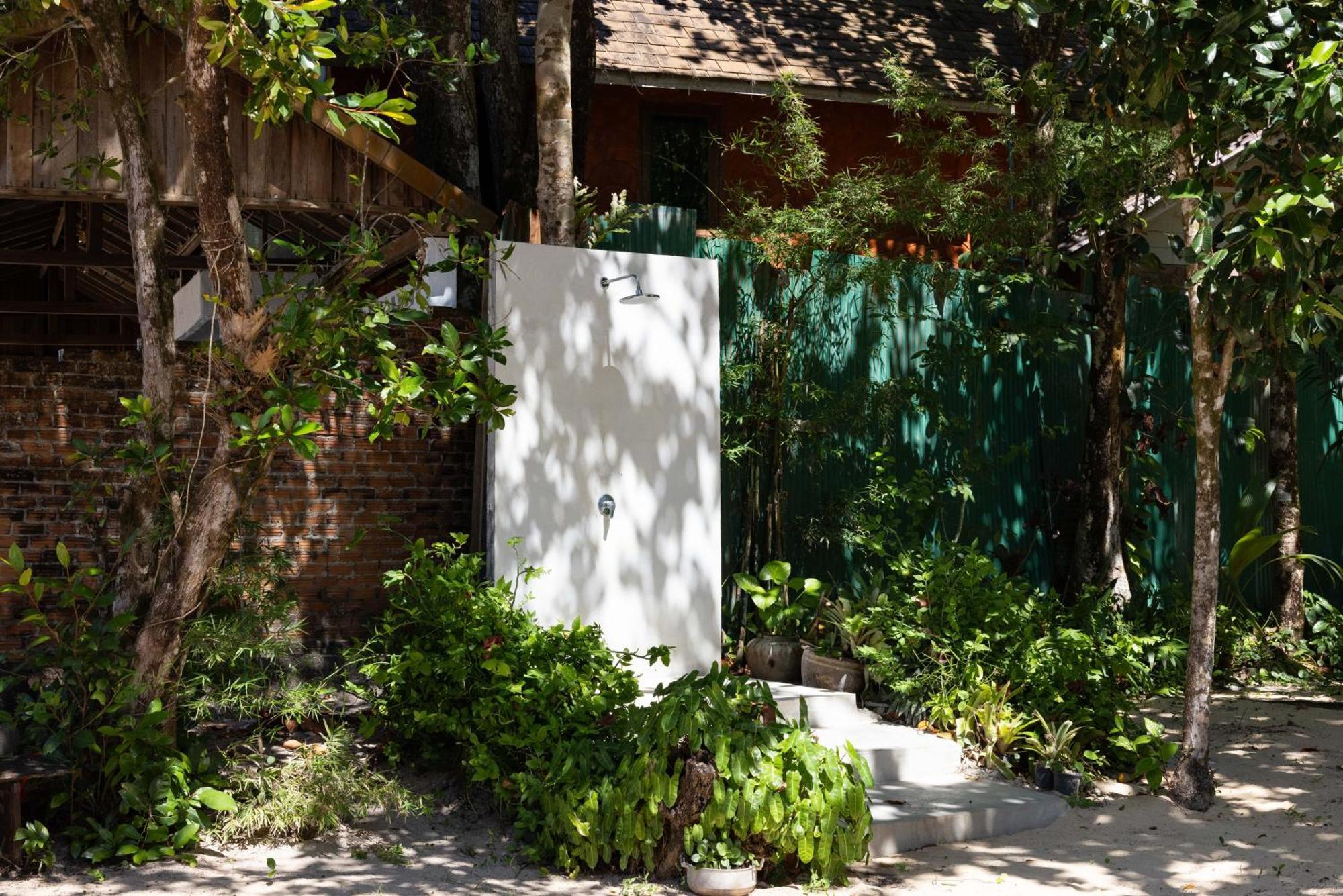 Barefoot Project Formerly Baan Klong Kleng Koh Phayam Dış mekan fotoğraf
